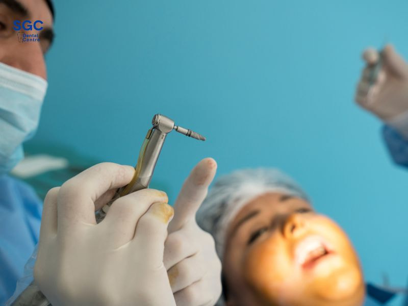 Trồng răng Implant giúp cải thiện tình trạng thẩm mỹ cũng như chức năng cho hàm răng