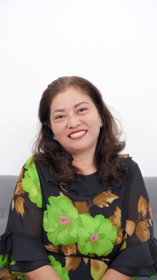 CHỊ HÀ THỊ PHỈ