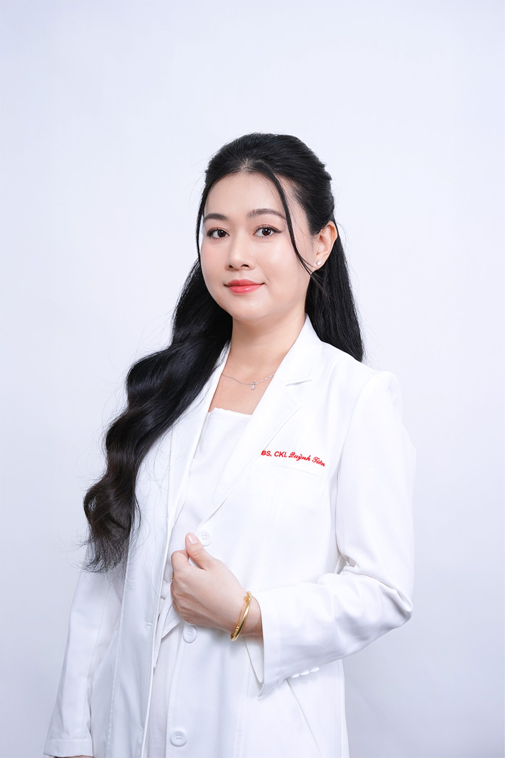 Trám răng 17 Bs Quynh Tien scaled