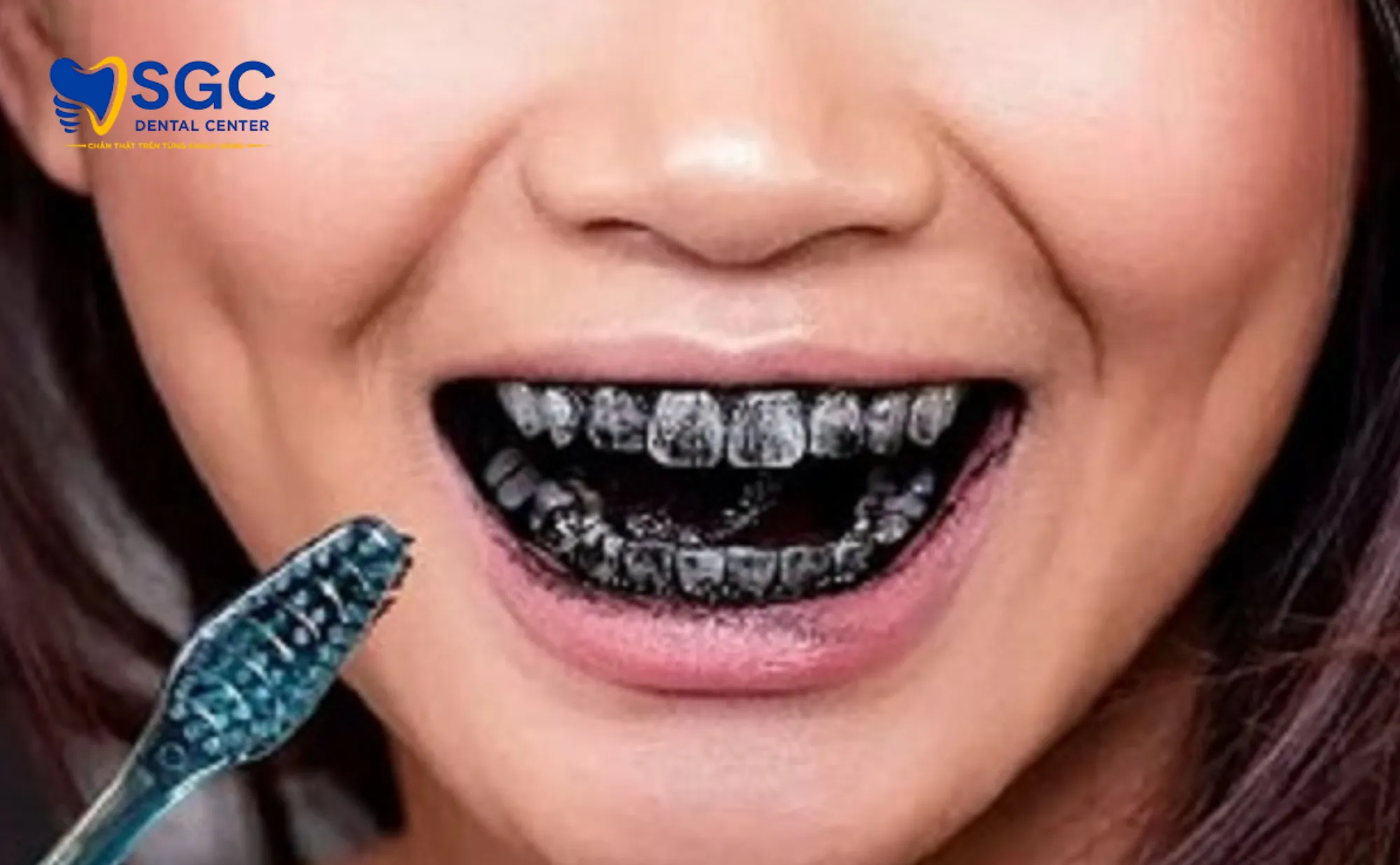 ban-chat-chat-tay-trang