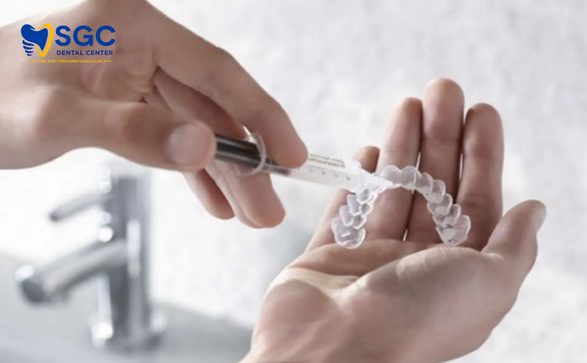 mang-ngam-tay-trang-rang-y-khoa