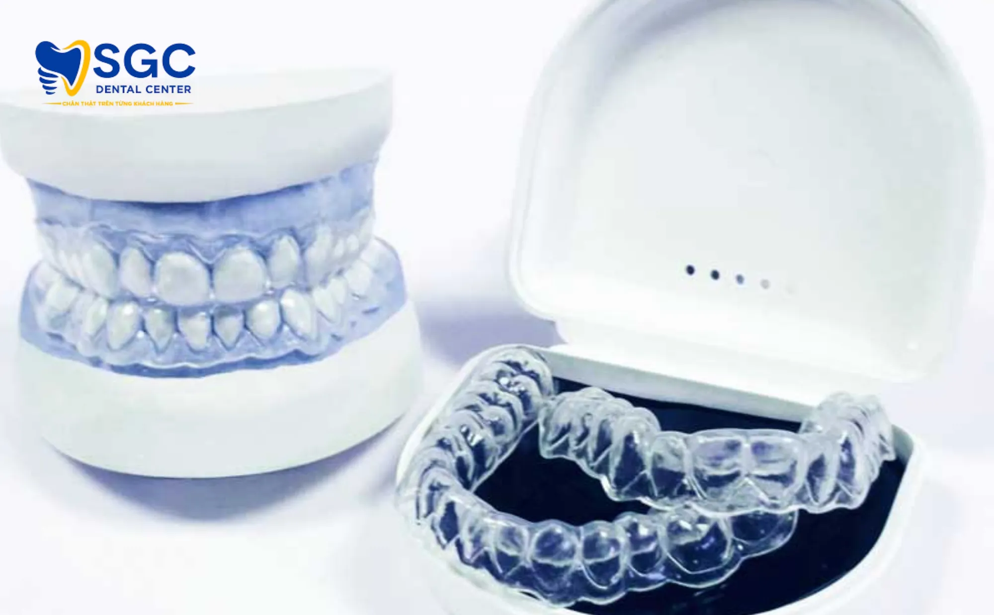 rui-ro-khay-nhua-white-light