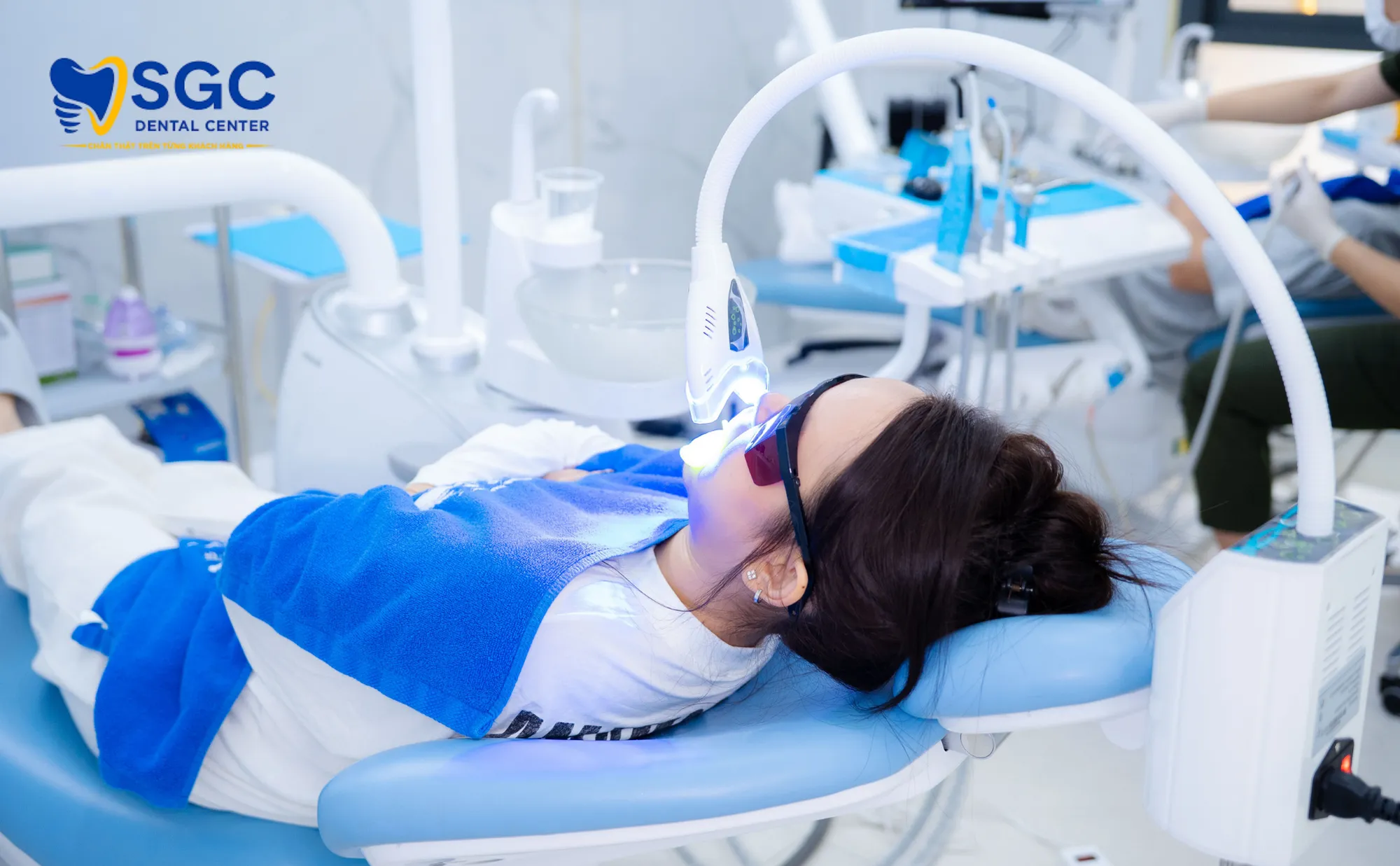 tay-trang-rang-dual-laser