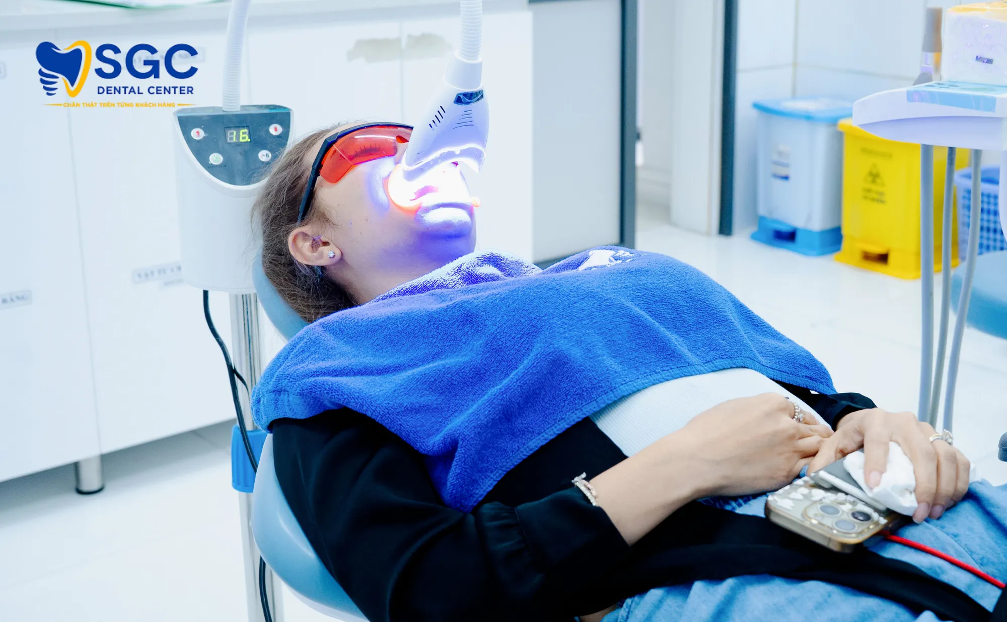 tay-trang-rang-laser