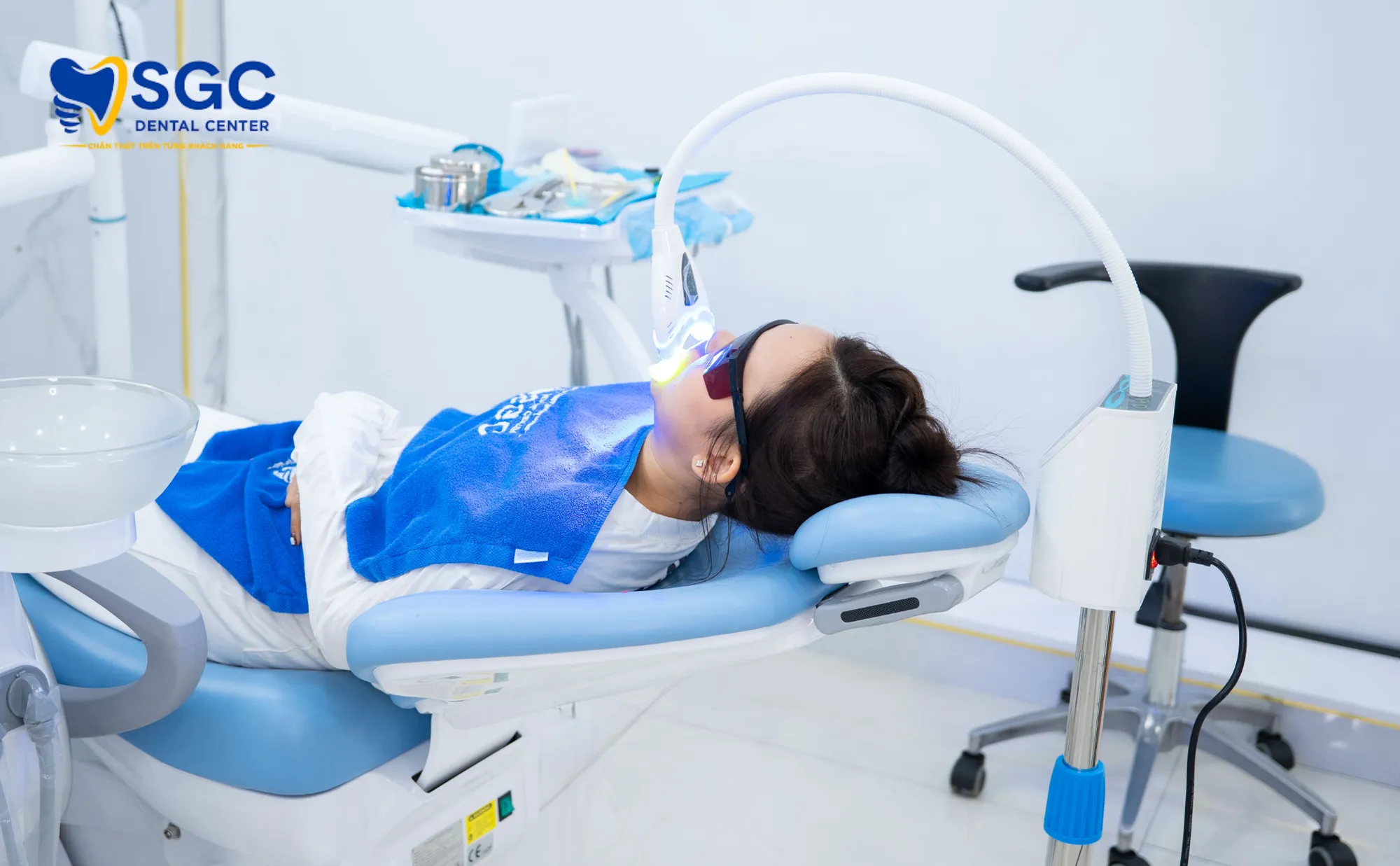 tay-trang-rang-laser-sgc