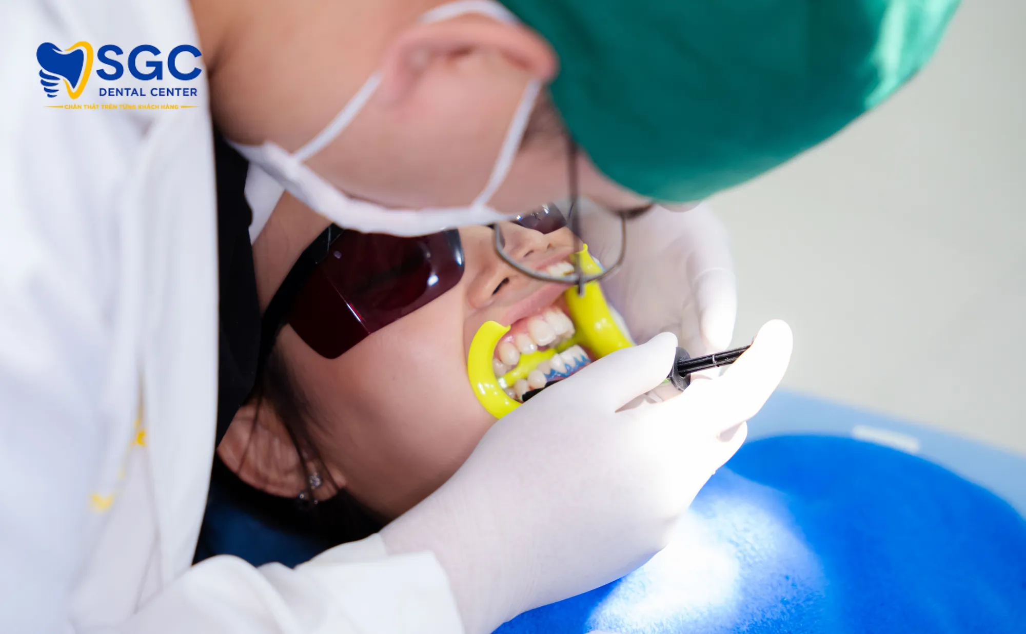 tay-trang-rang-nha-khoa-an-toan